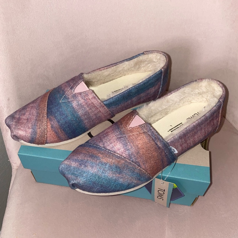 Brand new Toms Womens Alpargata Cloudy Pink Ombre Printed Felt Faux Fur 7.5